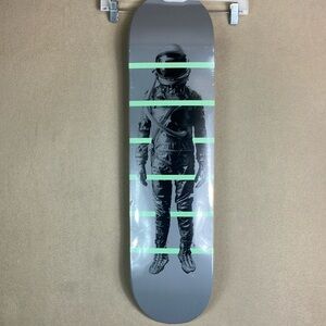 Cyrcle x 1xRUN‎ “Between the Lines” Limited Edition Skateboard Deck 69/75 size 8